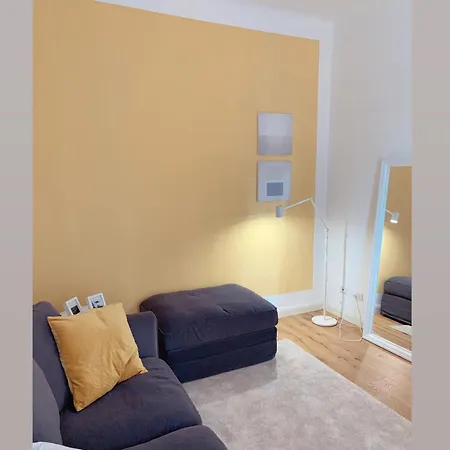 Giallo Apartment Milan